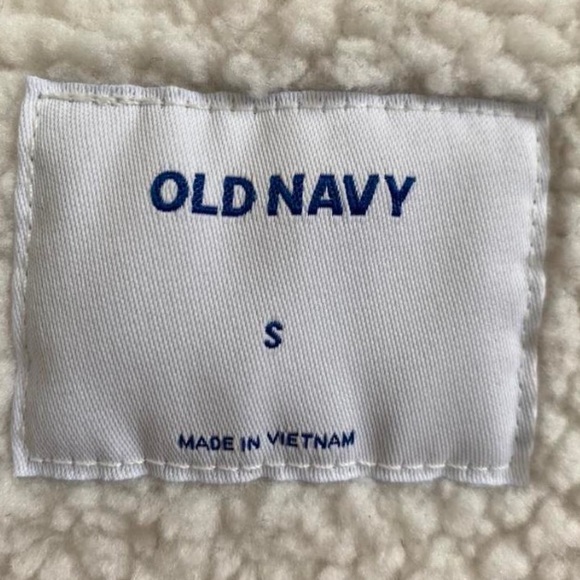 Cream Old Navy Fur Lined Cinchable Coat Small - Picture 8 of 8